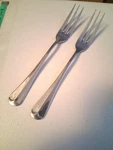 2-MICHAEL Lloyd Stainless Flatware Dinner Forks MLL12 Pattern. Fixed Price $7.50.
