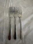 Gorham Nouveau Stainless Steel 18/10 Salad Fork Set Of 3. Fixed Price $31.49.