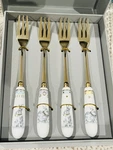 Spode Meadow Lane Pastry Forks, Set Of 4 Stainless Steel, Bunny Porcelain Handle. Fixed Price $23.97.