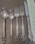 Community Stainless By Oneida Cherbourg B117G 5PC Place Setting. Fixed Price $34.00.
