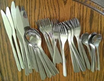 Ikea Fornuft 223 88 SET/34 In Excellent Shape A6. Fixed Price $29.99.