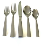 Stiletto By Oneida Heirloom 5 Piece Place Setting 18/10 Stainless Usa New. Fixed Price $59.95.