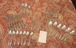 Oneida Arbor American Harmony 33 Pcs Glossy Beaded Stainless Flatware. Fixed Price $42.49.