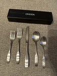 Oneida Paul Revere 18/10. Stainless Steel 5PC. Place Setting (service For One). Fixed Price $25.00.