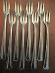 Set 8 Seafood Forks! Vintage Vogue Stainless: VOF2 Pattern: Exc. Fixed Price $25.00.