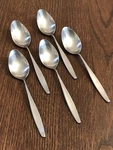 Marshall Field MFF9 STAINLESS18/8 Japan 5 Place Oval Spoons 7". Fixed Price $26.00.