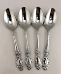 Oneida Wordsworth 4PC Teaspoon Set 18/0 Stainless Flatware Silverware Floral. Fixed Price $9.99.