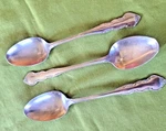 Ekco Eterna Stainless 3 Soup Spoons Keepsake Pattern 7.25" #192885. Fixed Price $10.99.