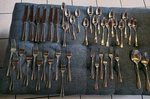 Oneida Bellasana Stainless Steel 40PC. Flatware Set Plus 2 Extra Misc Piece. Fixed Price $59.99.