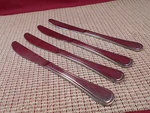 Libbey Stainless Flatware Outlined Edge Design Set Of 4 Dinner Knives. Fixed Price $9.95.