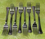 Lenox Stainless Portola Dinner Forks 1/4 Silverware Flatware 18/10. Fixed Price $39.99.