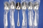 6 X Cuisinart CUI8 Country Bead Stainless Oval Soup Spoons 7. Fixed Price $32.40.
