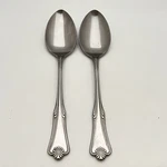 Towle Stainless Oval Place Soup Spoons Supreme Flatware Japan 7 3/8 2PC Set. Fixed Price $9.01.