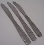 3 Dinner Knife Hemisphere Cambridge Stainless Frosted Handle Glossy Circle. Fixed Price $14.99.
