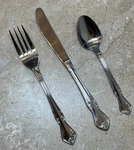 Reed & Barton Heritage Mint Rosequeen Stainless Flatware 3 Piece RB41 Nos. Fixed Price $9.99.