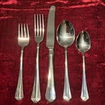 Oneida Silver Juilliard Heirloom 5-PIECE Place Setting 18/8 Stainless Steel. Fixed Price $39.99.