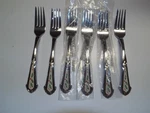 6 Salad Forks New! Lenox Holiday Holly Berry Gold Accent Stainless Flatware 18/8. Fixed Price $65.00.