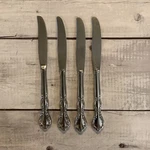 4 Wm Rogers International Silver Royal Manor Dinner Knives Stainless Flatware. Fixed Price $8.90.