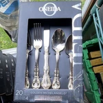 Oneida Golden Michelangelo 20PC Stainless Steel Flatware Set For 4 Glossy 18/10. Fixed Price $130.00.