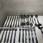 29 Piece Oneida Butler Pattern Stainless Steel Flatware Set Forks Spoons Knives. Fixed Price $21.27.