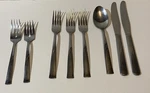 Oneida Stainless Flatware OHS77 Swirl Pattern 8 Pieces Mixed Lot. Fixed Price $22.00.