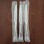 New Cambridge Cambra Mirror 9.5" Dinner Knives Stainless Steel 3 Pieces Cbscant. Fixed Price $14.99.