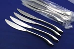 Set Of 8 Metro Dinner Knives Corby Hall Premium Stainless Flatware. Fixed Price $100.00.