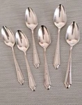 6 Oneida 1923 Duchess Tudor Community Silverplate Teaspoons 5 " Antique. Fixed Price $24.97.