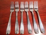 6 Reed & Barton Jubilee Pattern 8" Stainless 18/8 Dinner Forks 8575. Fixed Price $34.99.