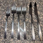 Oneida Reverso Lot Of 6 Pcs Forged Stainless Steel Flatware. Fixed Price $18.00.