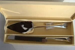 LENOX-2PC Wedding Promises Serving Utensils Set (2) Dessert Silverplated Vtg Box. Fixed Price $10.00.