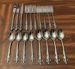 Set Of Oneida Usa Renoir Pembrooke 18/8 Stainless Flatware Knives Forks Spns. Fixed Price $74.95.