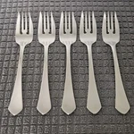 Wallace 5 Salad Dessert Forks 18/10 Glossy Stainless Flatware WAS140. Fixed Price $19.74.