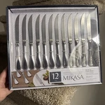 Mikasa Bravo Premium Stainless Steel Steak Knives Set Of 12 New Box. Fixed Price $41.99.
