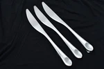 Gourmet Settings Windermere Stainless 3 Dinner Knives, Matte Flatware,, 9.25". Fixed Price $19.99.