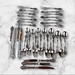 Oneida Michelangelo 18/10 Stainless Steel 35PC. Flatware Set (service For Seven). Fixed Price $199.00.