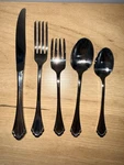 Oneida Marquette 18/8 Stainless Steel 5 Pieces Knife Fork Spoon. Fixed Price $50.00.