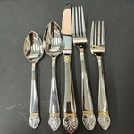 Lenox Courtyard Gold 5 Piece Place Set Brand New. Fixed Price $65.00.