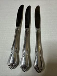 Oneidacraft Deluxe Stainless Chateau 3 Hollow Handle Dinner Knives 8.5" Glossy. Fixed Price $19.00.