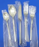 Villeroy & Boch Wave Glossy 18/10 Stainless Indonesia 5PC Place Setting New!. Fixed Price $37.56.