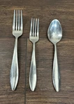 Oneida * Ohs 481 Thick Glossy Flatware Choice - Choose (142). Fixed Price $16.99.