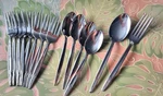Ekco Eks 3 Leaves Floral 5 Teaspoon 8 Salad Forks +2 Stainless Steel Flatware. Fixed Price $24.99.
