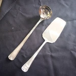 Oneida Flambe Stainless Solid Flat Server & Oversized Ladle Vietnam 9-184 Euc. Fixed Price $44.05.