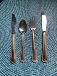 Venice Stainless Gold Accent By Sbs Bestecke 4 Pieces 2 Knives 1 Spoon Fork. Fixed Price $16.99.