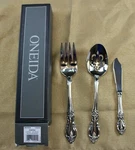 Oneida Louisiana 3PC Serving Set. Fixed Price $57.95.