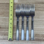 Oneida Echo Dinner Forks Flatware Silverware Big Set Of 4 Stainless Steel. Fixed Price $37.95.