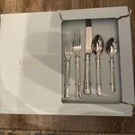 Lenox Esquire 65-PIECE Flatware SET-18/10 Stainless-damaged Box. Fixed Price $95.00.