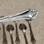 Oneida Azalea 54-212 Glossy Stainless Steel Dinner Spoons SET/7 Replacement Lot.. Fixed Price $15.00.