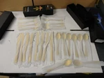Kitware 24PCS Gold Forks Spoons And Knives Set 8 Of Each. Fixed Price $20.00.