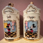 New Lenox Disney Mickey & Minnie Mouse Fine Porcelain Salt Pepper Shakers 1997. Fixed Price $35.00.